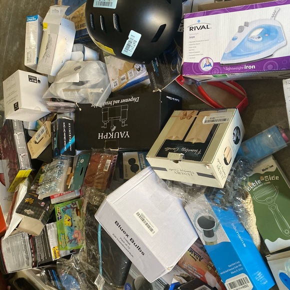 20 pieces Mystery Box New Over Stock Shelf Pull Reseller amazon gen merchandise - Picture 8 of 11